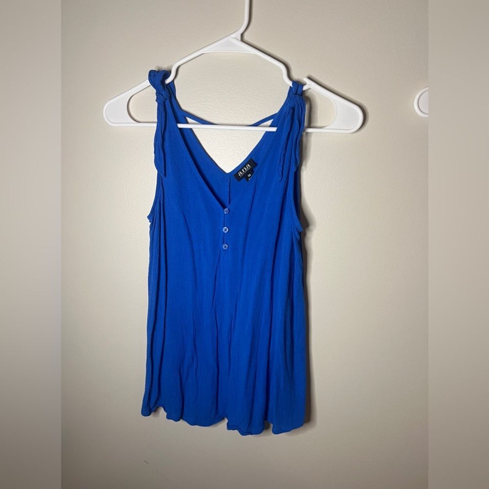 Size XS royal blue tank top womens flowy v neck flattering summer spring